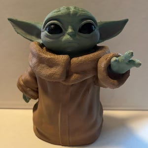 Figura del niño Grogu