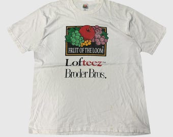 Vintage 90s Fruit of the Loom T-shirt Spell-out Logo Graphic Tee