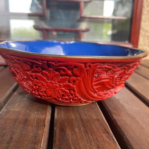 Mid Century Chinese Red Cinnabar Lacquerware & Brass Rim Scallup Landscape Bowl