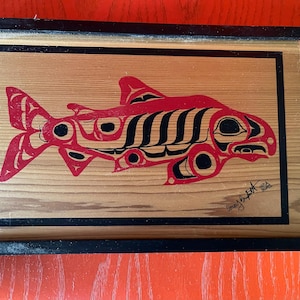 Northwest Canadian Inuit Cedar Salmon Box Haida Gwaii