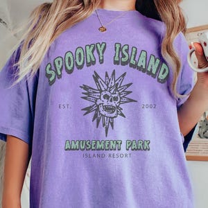90s Spooky Island Tee, Retro Cartoon Halloween Movie T-shirt, Spooky Island Disco Skull, Halloween Gift, 90s nostalgia, Retro Halloween