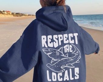 Achtung Die Einheimischen | Weißer Hai Sweatshirt | Speichern Sie die lokalen Haie Hoodie | Hai-Liebhaber | Ozean Erhaltung Hoodie | Surfer-Sweatshirt