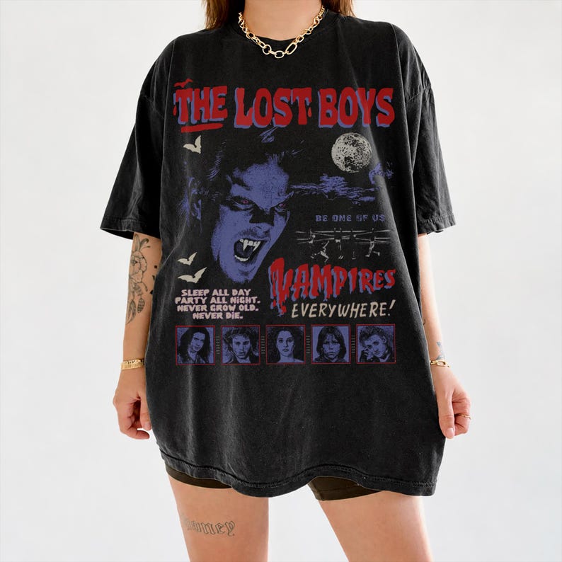 Camiseta Comfort Colors Vintage de Los Niños Perdidos / Camiseta de película | Regalo para mujer y hombre | Camiseta unisex imagen 1