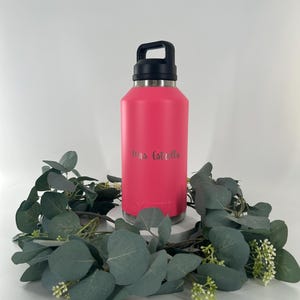 Custom Laser Engraved YETI 64oz Water Bottle with Chug Cap