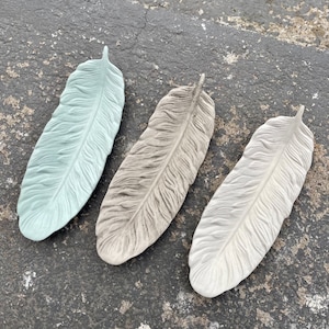 Feather Jewelry Dish | Concrete Jewelry Holder | Trinket Tray | Jewelry Organizer | Gift for Her | Birthday Gift | Feather Art