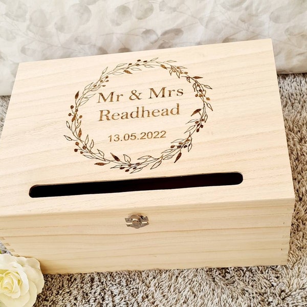Personalised Wooden card box - Lockable with floral wreath design