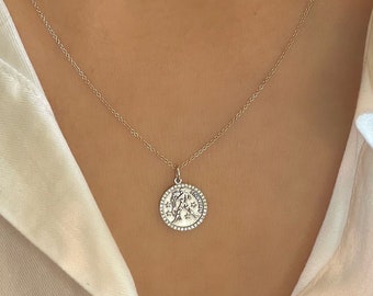 Gold Aquarius Medallion Necklace, Diamond Zodiac Coin Pendant, Round Aquarius Necklace,  Zodiac Jewelry