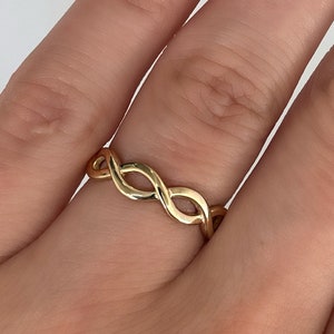 14k Solid Gold Infinity Eternity Ring Band - Dainty Twist Intertwined Ring - Gold Unique Twist Eternity Band - Gold Braided Stackable Ring