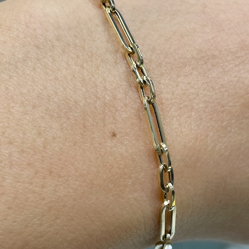 Real Gold Bracelet / Real Gold Jewelry / High-Quality Jewelry / 14k Gold Paper Clip Chain / Paper Clip Jewelry / Oval Link Chain / Womens Gold Chain / Dainty Gold Bracelet / Lightweight Gold Bracelet / Hollow Gold Chain / Delicate Paperclip Bracelet