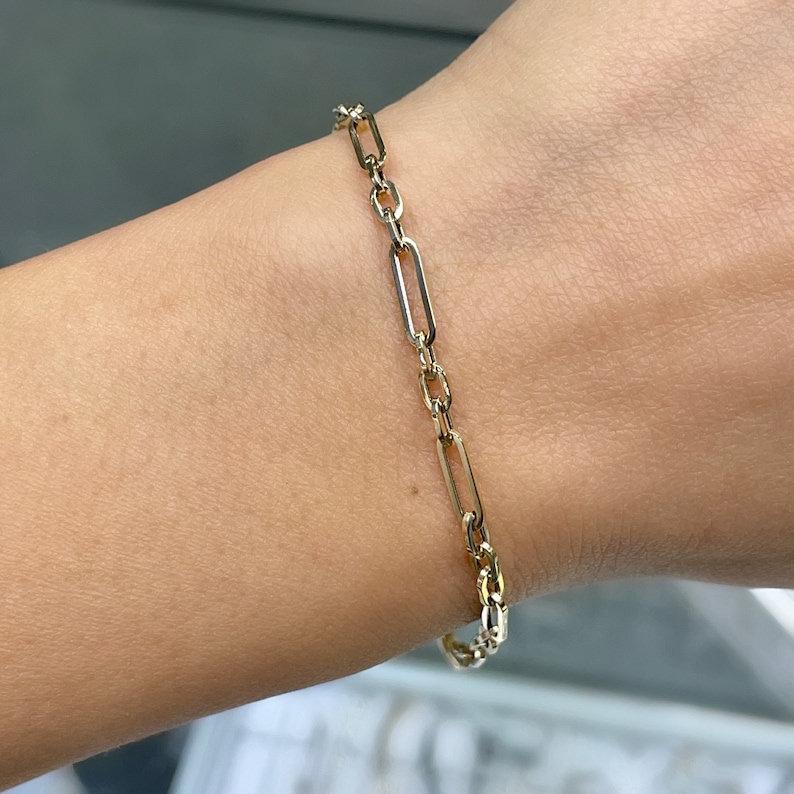Real Gold Bracelet / Real Gold Jewelry / High-Quality Jewelry / 14k Gold Paper Clip Chain / Paper Clip Jewelry / Oval Link Chain / Womens Gold Chain / Dainty Gold Bracelet / Lightweight Gold Bracelet / Hollow Gold Chain / Delicate Paperclip Bracelet