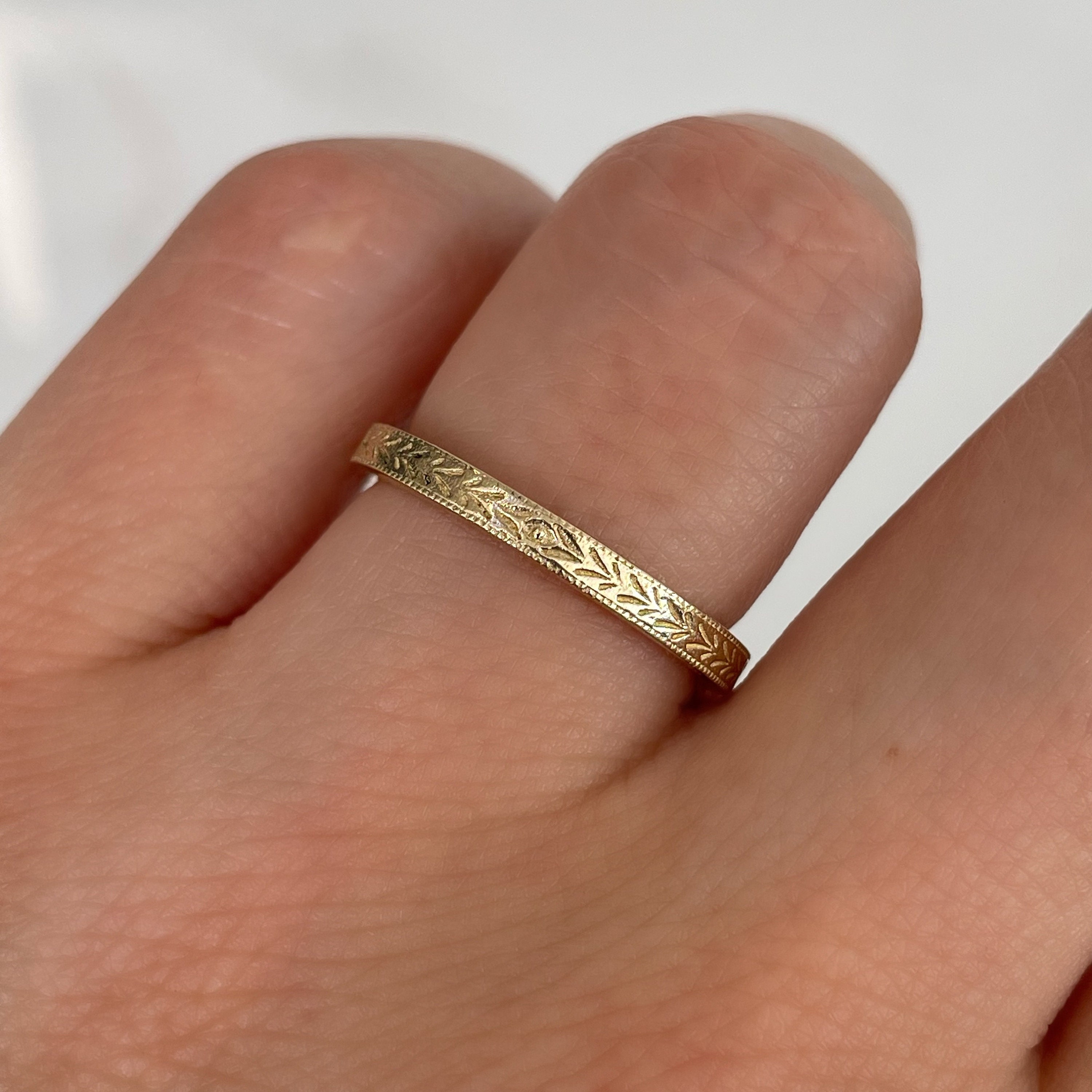 14k Solid Gold Wedding Ring - Hand-Engraved Band - Filigree Vintage Gold Ring - Gold Milgrain Ring - Gold Wedding Band- Dainty Stacking Ring