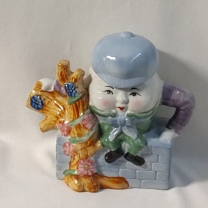 Collectible Humpty Dumpty Tea Pot