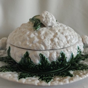 Vegetable Serving Dish Tureen Bordallo Pinheiro