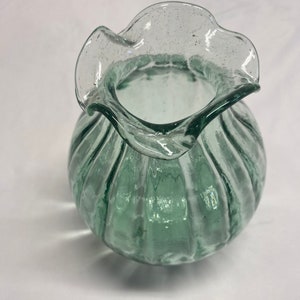 Green Fluted Vase. Ruffled Top