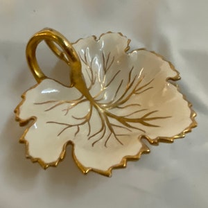 Candy Dish/Trinket Dish Leaf Design