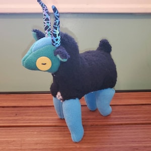 Custom Large Spooky Goat 1.0