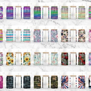Puede incluir: Un conjunto de 30 dise&ntilde;os diferentes para vasos skinny de 20 oz. Los dise&ntilde;os incluyen rayas, patrones florales y dise&ntilde;os abstractos. Los vasos son de vidrio transparente con una pajita y una tapa.