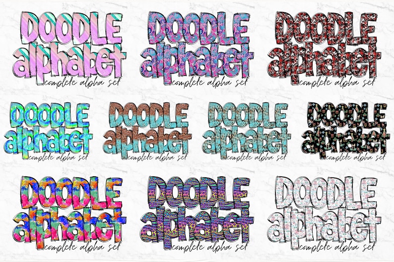 Pu&ograve; includere: Nove illustrazioni digitali colorate della frase "Doodle Alphabet" con una variet&agrave; di motivi e trame. Ogni illustrazione include il testo "complete alpha set".