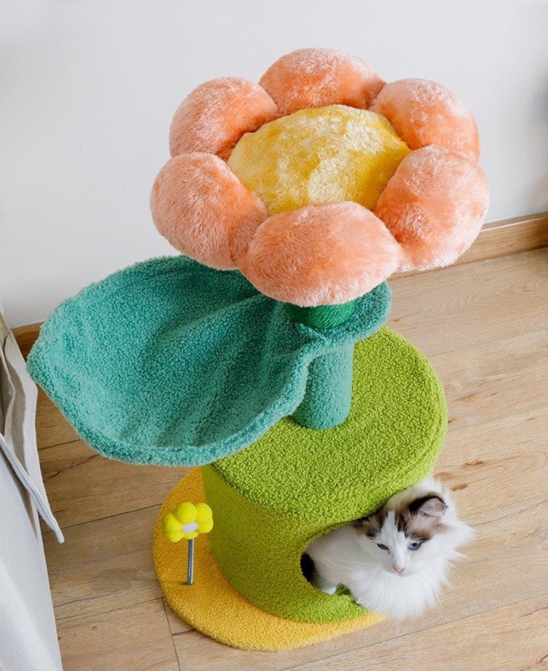 Flower Cat Tree Compact Climbing Frame With Sisal Scratch Posts, All