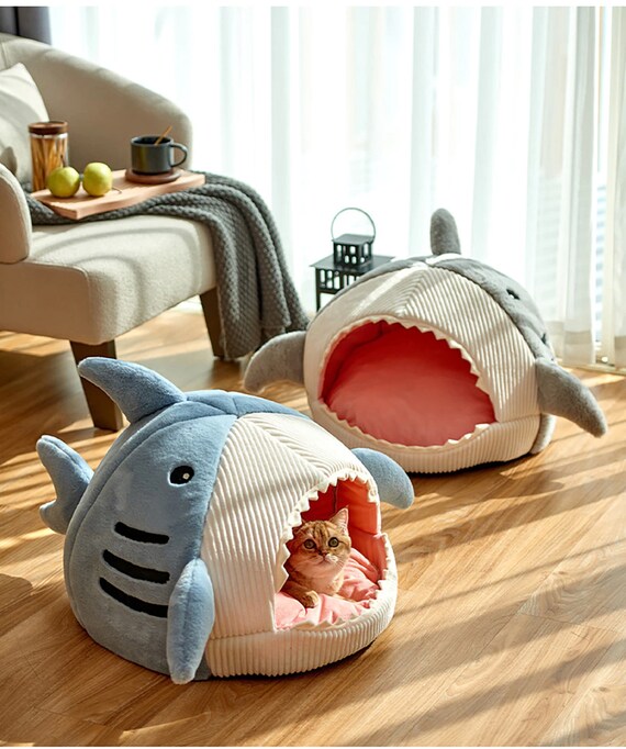 Shark Shape Pet House Cat Bed Dog Bed Warm Confortable Cushion Pet