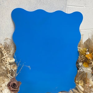 Wavy Acrylic Blank Welcome Sign