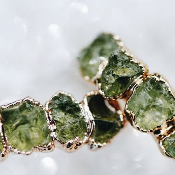 Natural Green Peridot Ring, Raw peridot Ring, Copper & Peridot Ring, Electroformed Jewelry, Organic Stone Ring, Gemstone Ring, Handmade Ring