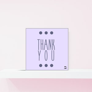 DANKE Karte. Hübsche, moderne/minimalistische Lavendelkarte mit dunkelblauen Punkten und Schrift. Umschlagschablone inkl. Sofortiger Download mit unbegrenzter Nutzung!