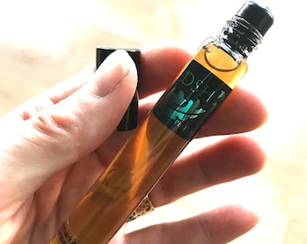 Estancia 10 ml travel size Voile de Parfum rollerball gauchos horse culture LEATHER HAY animalic fougere unisex smoked tequila niche perfume