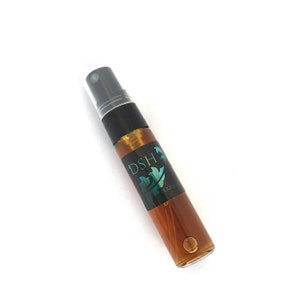 December (Holiday no.10)  5 ml Voile de Parfum mini spray pocket size rich CONIFER balsamic INCENSE soft SPICE unisex artisan niche perfume