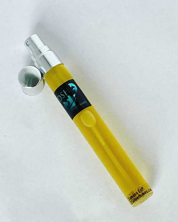 La Reine Des Fleurs (the Queen of Flowers) Voile De Parfum 10 Ml Perfume  Pen Travel Size Spray Luxe Rose Chypre Retro-nouveau Fragrance - Etsy