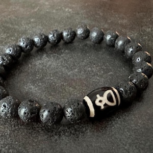 Dzi Stone Kubera, Prosperity, Wealth, Dzi bead bracelet, Amulet, Bracelets, Dzi Bead, Handmade Bead Bracelet, Bead Bracelets