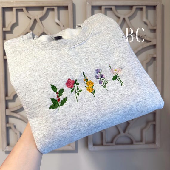 Custom Birth Flower Embroidered Sweatshirt: Personalized Family Keepsake