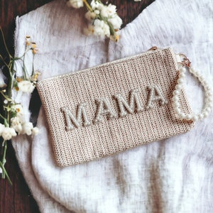 Mama pearl wristlet • Mothers Day • New Mom • Baby Shower • Gifts