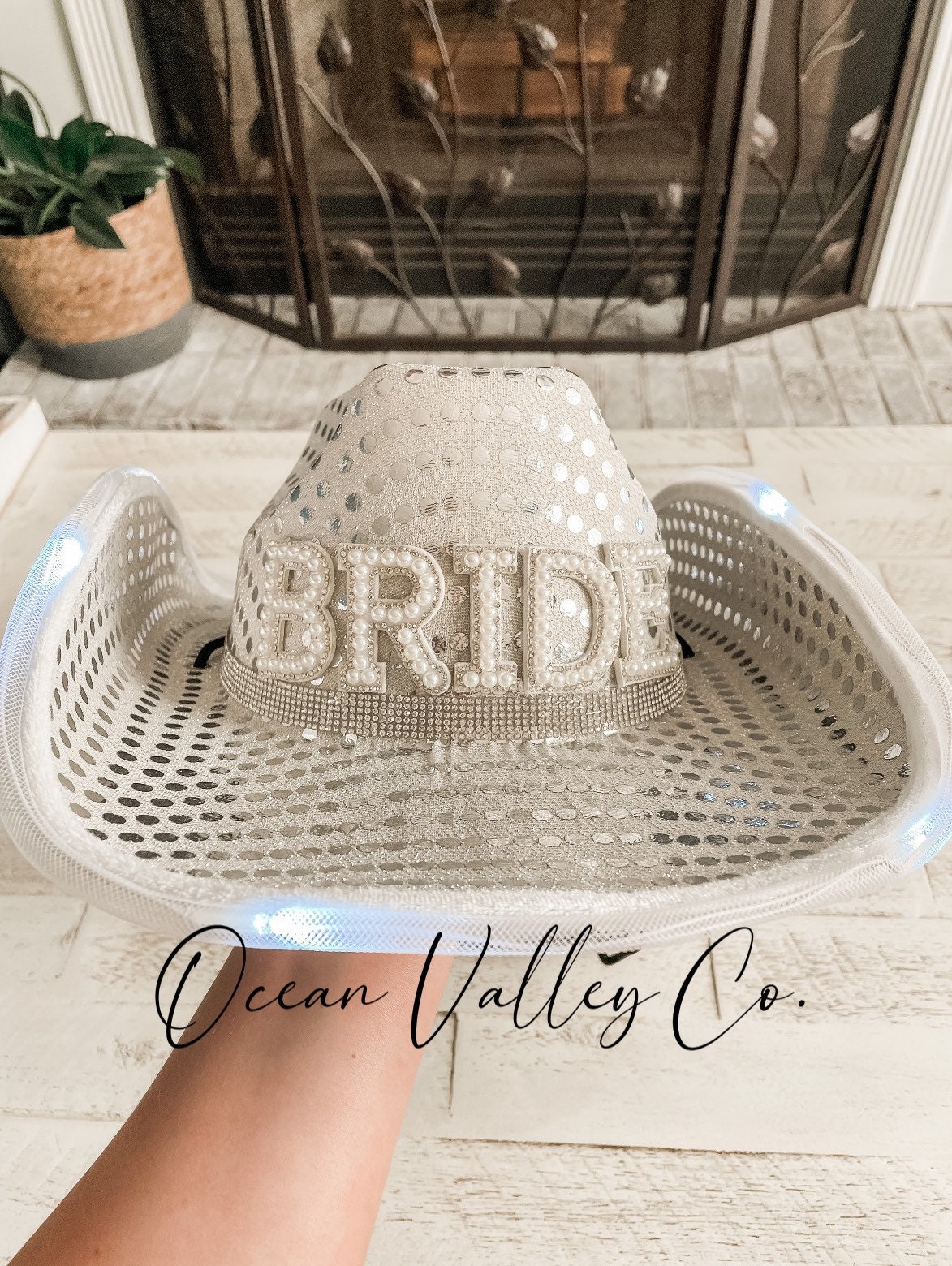 Light up Bridal Cowboy Hat - Etsy display picture 2