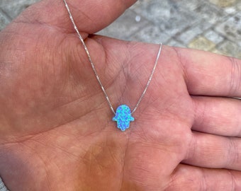 Collier artisanal italien en argent 925 avec pendentif hamsa en opale - Fabriqué en Israël