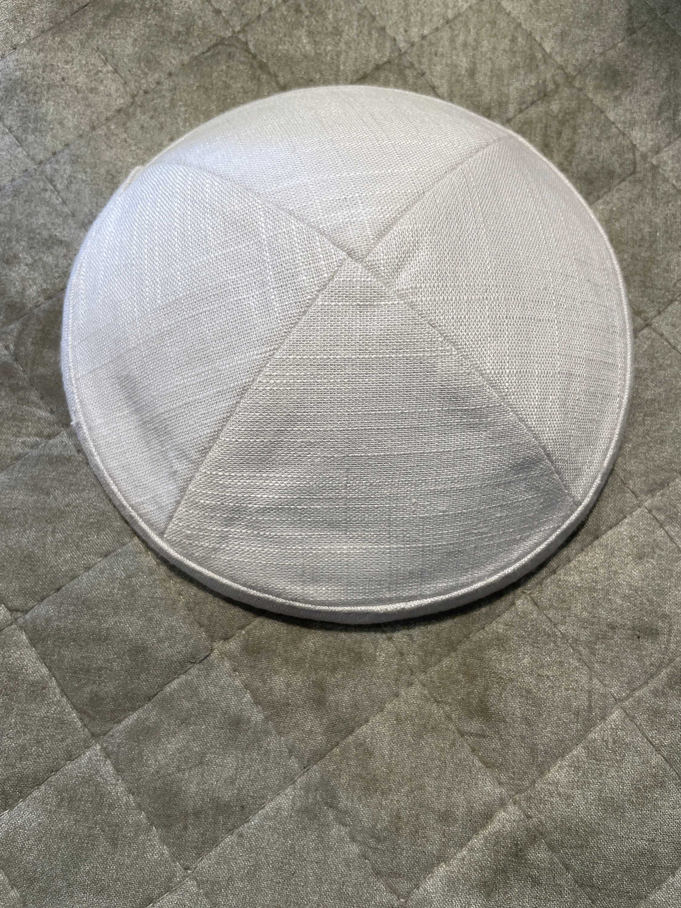 Linen kipa - white kippa - clips inside yarmulke - 100% cotton - wedding kippa - bar mitzva kippah - around 17cm diameter- holiday/Shabbat