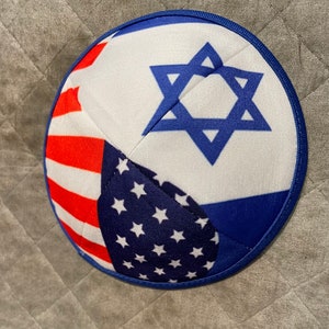 Kippah dell'amicizia tra Israele e Israele fatta a mano con bandiere, design unico per gli appassionati di Israele e degli Stati Uniti.