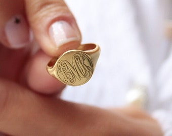 Gold Signet Ring-Monogram Ring-Signet Ring-Personalized Signet Ring-Personalized Jewelry-Signed Ring Woman-Christmas Gifts-Gifts For Her