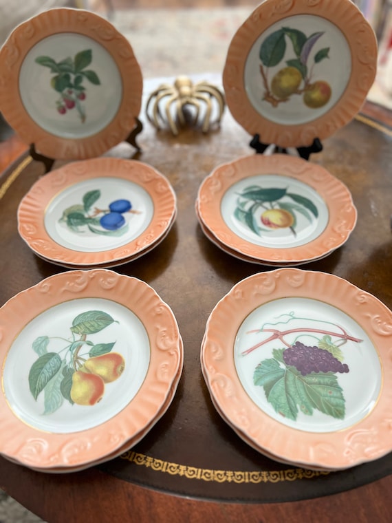 Refreshing Mottahedeh Summer Fruit Plates (10) Vista Alegre