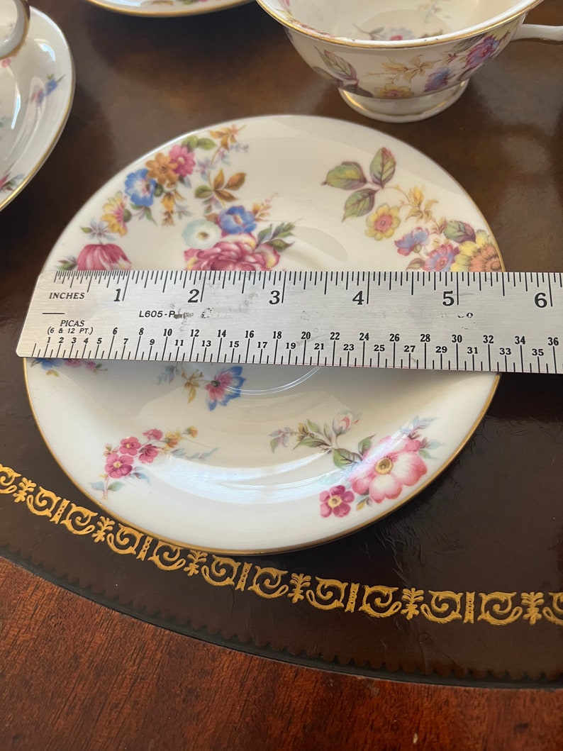 Charming Vintage Set of 8 Castleton China USA sunnybrooke Footed Tea