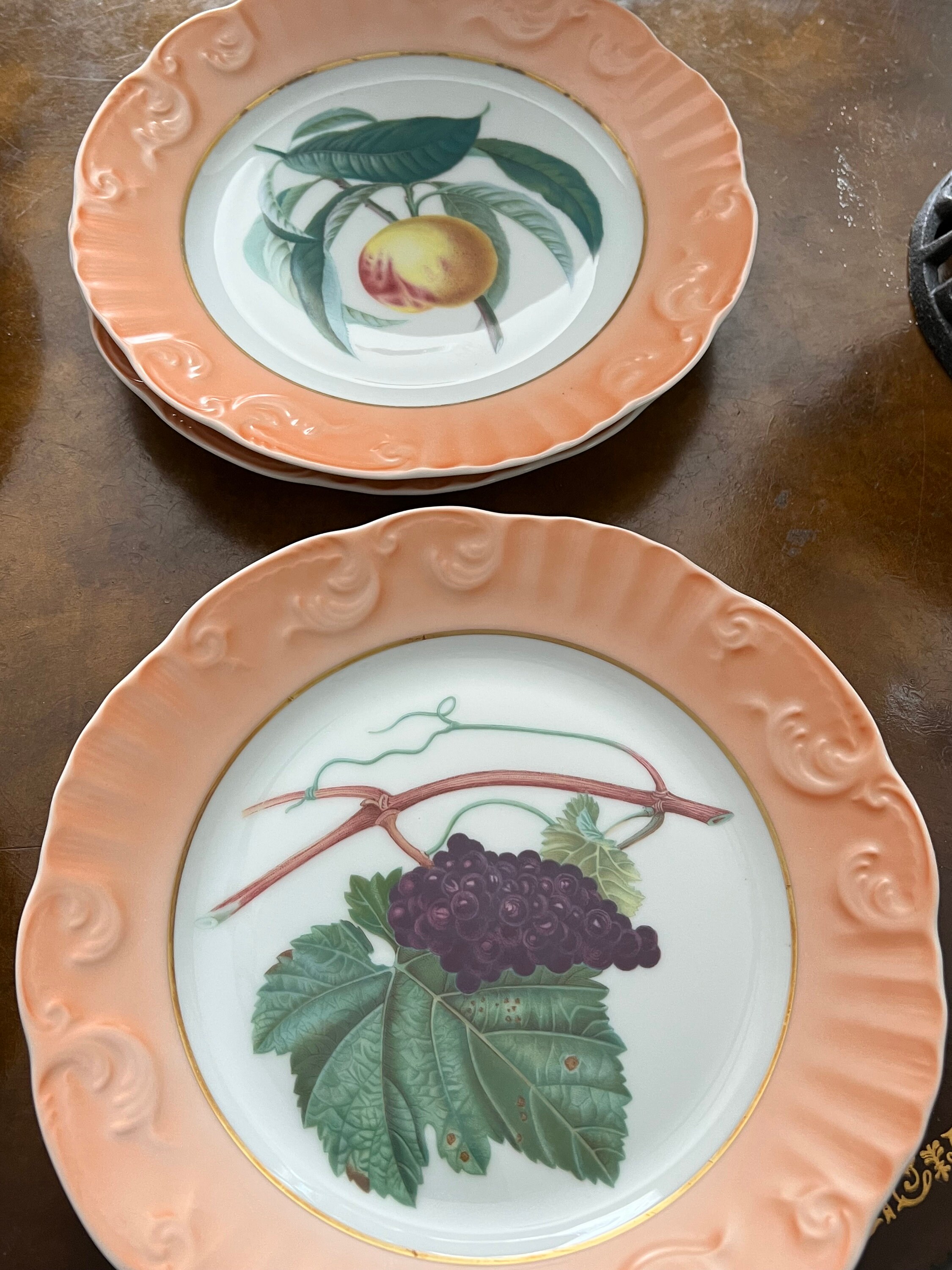 Refreshing Mottahedeh Summer Fruit Plates (10) Vista Alegre