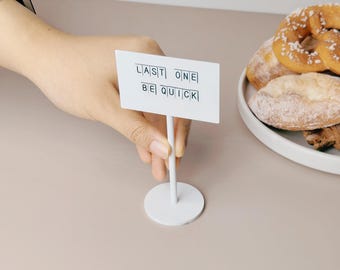 Heavy Duty Magnetic Menu Display Stand, Reusable Price Tag Holder for Bakery Coffee Shop Retail Store, Rustproof Metal
