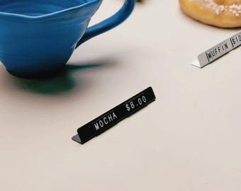 Reusable Bakery Pricing Sign – Magnetic Counter Display for Cakes & Croissants