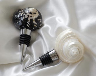 Personalized Seashell Wine Bottle Stopper,Oyster Shell Lover,Valentine's Day Gifts for her,Beach Themed Wedding Decor,Bridesmaid Favors