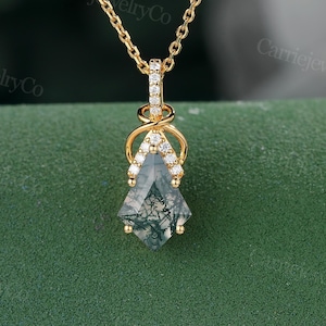 Kite cut Moss Agate necklace Yellow gold knot necklace Dainty diamond pendant Inspired Necklace Green Agate pendant Unique Anniversary gift
