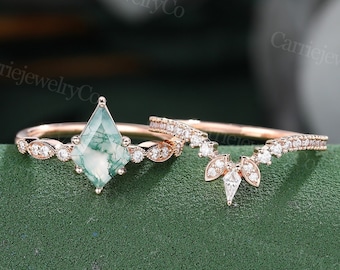Kite cut Moss agate engagement ring set unique rose gold ring kite cut diamond ring for women Vintage bridal wedding ring set Annual Ring