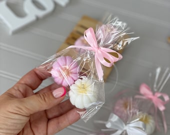 25 pack pink&white pumpkin soap party Favors, 25 pack of 50 mini pumpkin, Fall gift, autumn favors , Halloween time, Fall Home decor .