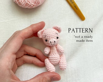 mini pig crochet pattern with videos, piglet amigurumi pattern, crochet tutorial in English, easy to follow, farm stuffed animal, little pig