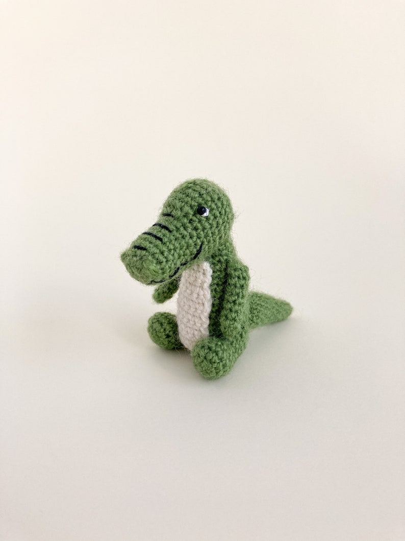 Amigurumi crocodile toy pattern, crochet alligator pattern, crochet tutorial, mini crocodile, safari amigurumi, jungle animal image 4