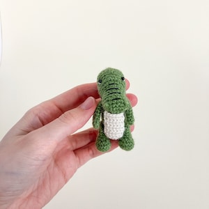 Amigurumi crocodile toy pattern, crochet alligator pattern, crochet tutorial, mini crocodile, safari amigurumi, jungle animal image 7